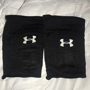 Volleyball knee pads